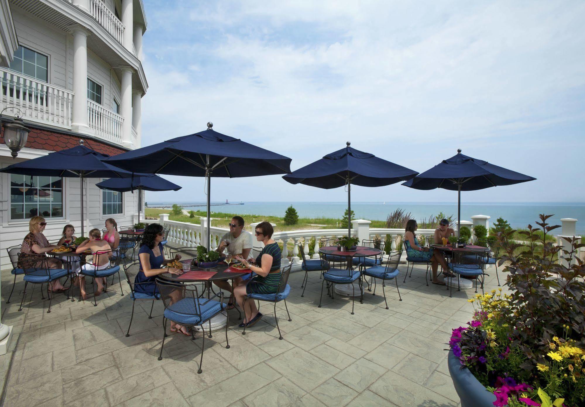 Blue Harbor Resort & Spa ชีบอยแกน ภายนอก รูปภาพ